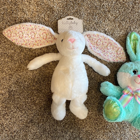 2 NEW Rabbits - Picture 2 of 9